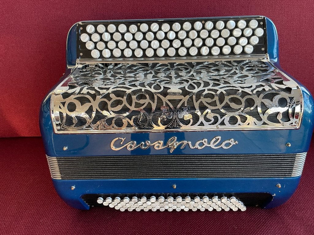Kleine franse Cavagnolo knopaccordeon . 80 bas .C-Griff ., Muziek en Instrumenten, Accordeons, Overige merken, 80-bas, Met koffer