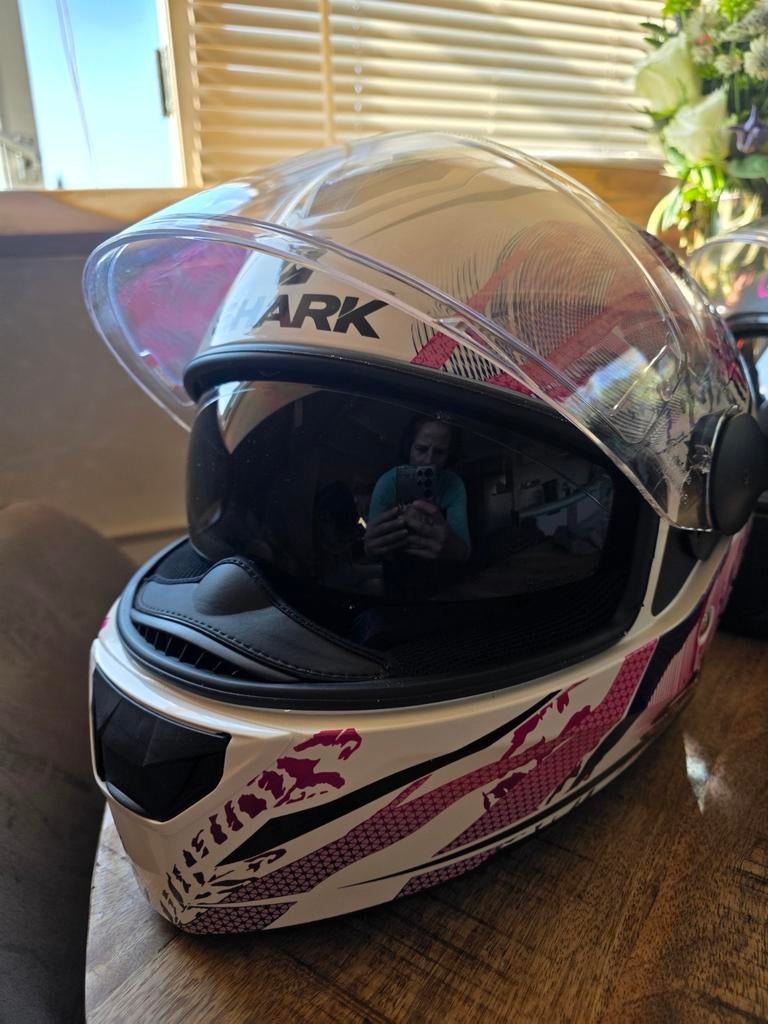 Shark dames helm maat S met zonneklep - zo goed als nieuw, Ophalen of Verzenden