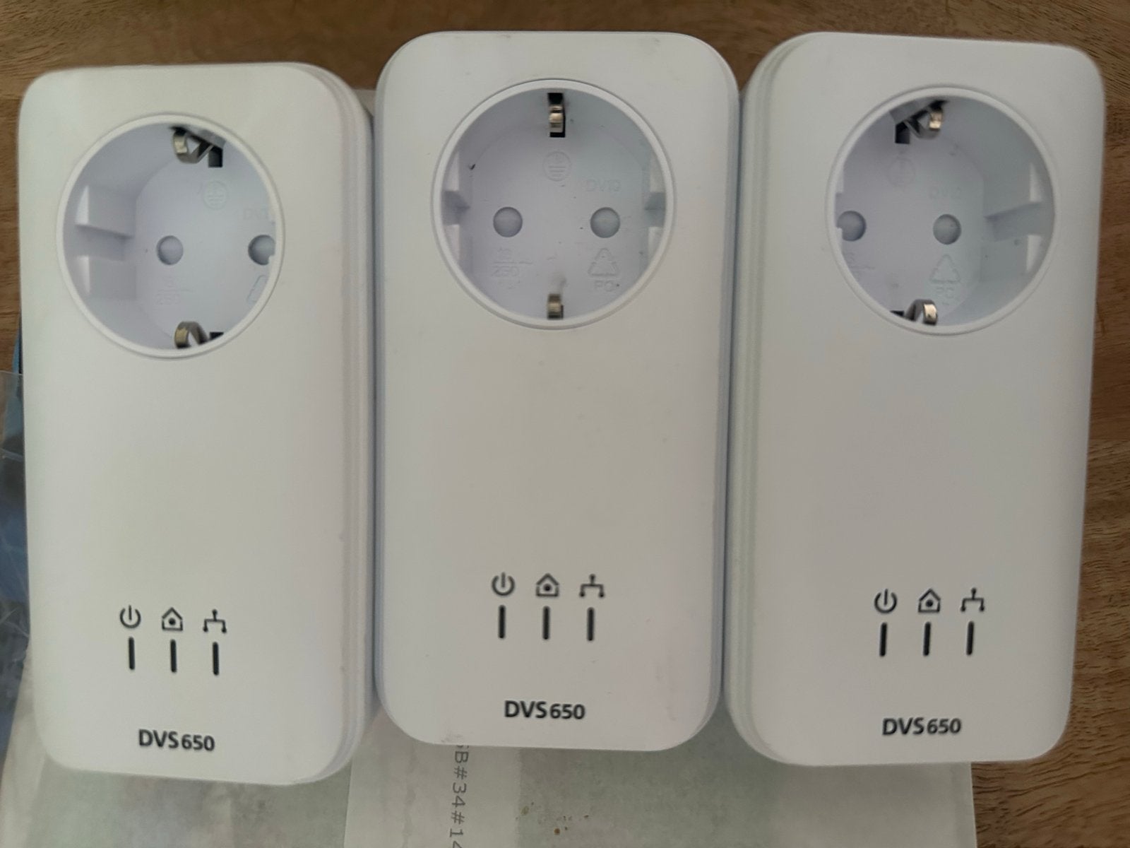 3x DVS 650 Powerline Adapters - Zo goed als nieuw, Computers en Software, WiFi-versterkers, Ophalen of Verzenden, Zo goed als nieuw