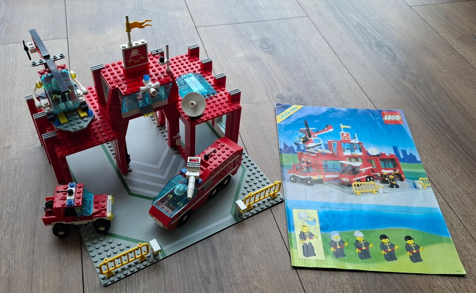 Lego Brandweerkazerne 6389, uit 1989, Kinderen en Baby's, Speelgoed | Duplo en Lego, Gebruikt, Lego, Ophalen of Verzenden, Complete set