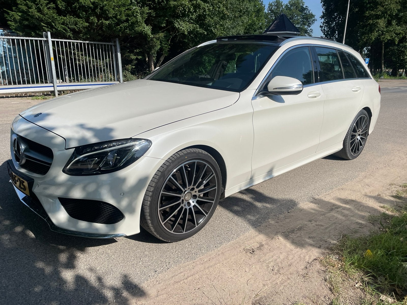 Mercedes-Benz C-Klasse C180 1.6 115KW Aut7 Estate 2015 Wit, Automaat, 745 kg, Achterwielaandrijving, 1800 kg