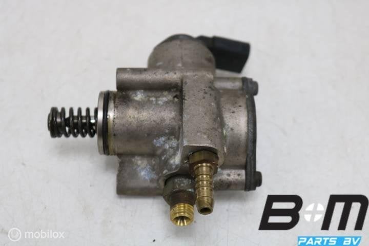 Hogedrukpomp VW Golf 5 03C127025R, Gebruikt