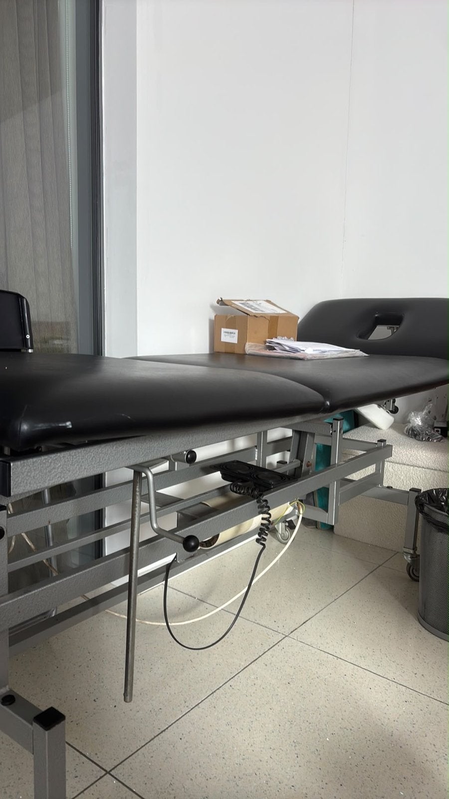 Professionele Massagetafel - Zwart, Verstelbaar, Ophalen of Verzenden, Zo goed als nieuw, Massagetafel