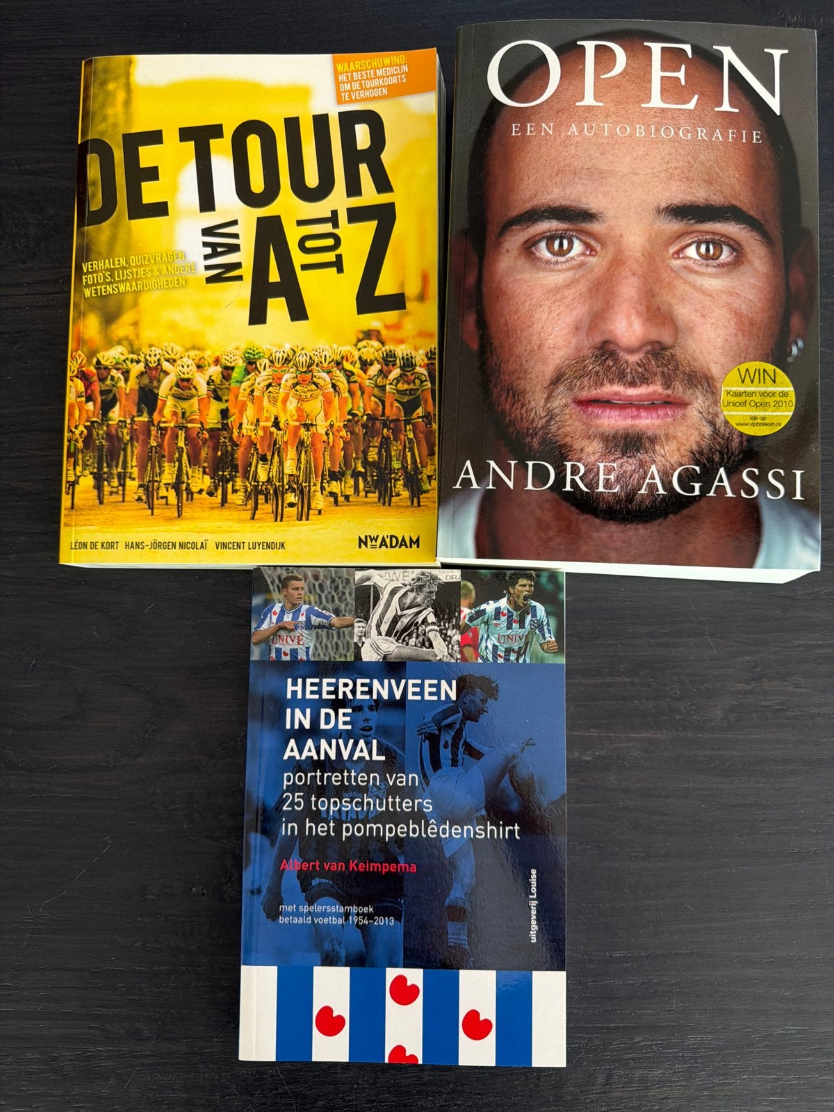 Boeken: De Tour van A tot Z, Open Andre Agassi, Heerenveen, Ophalen of Verzenden, Gelezen, Lopen en Fietsen