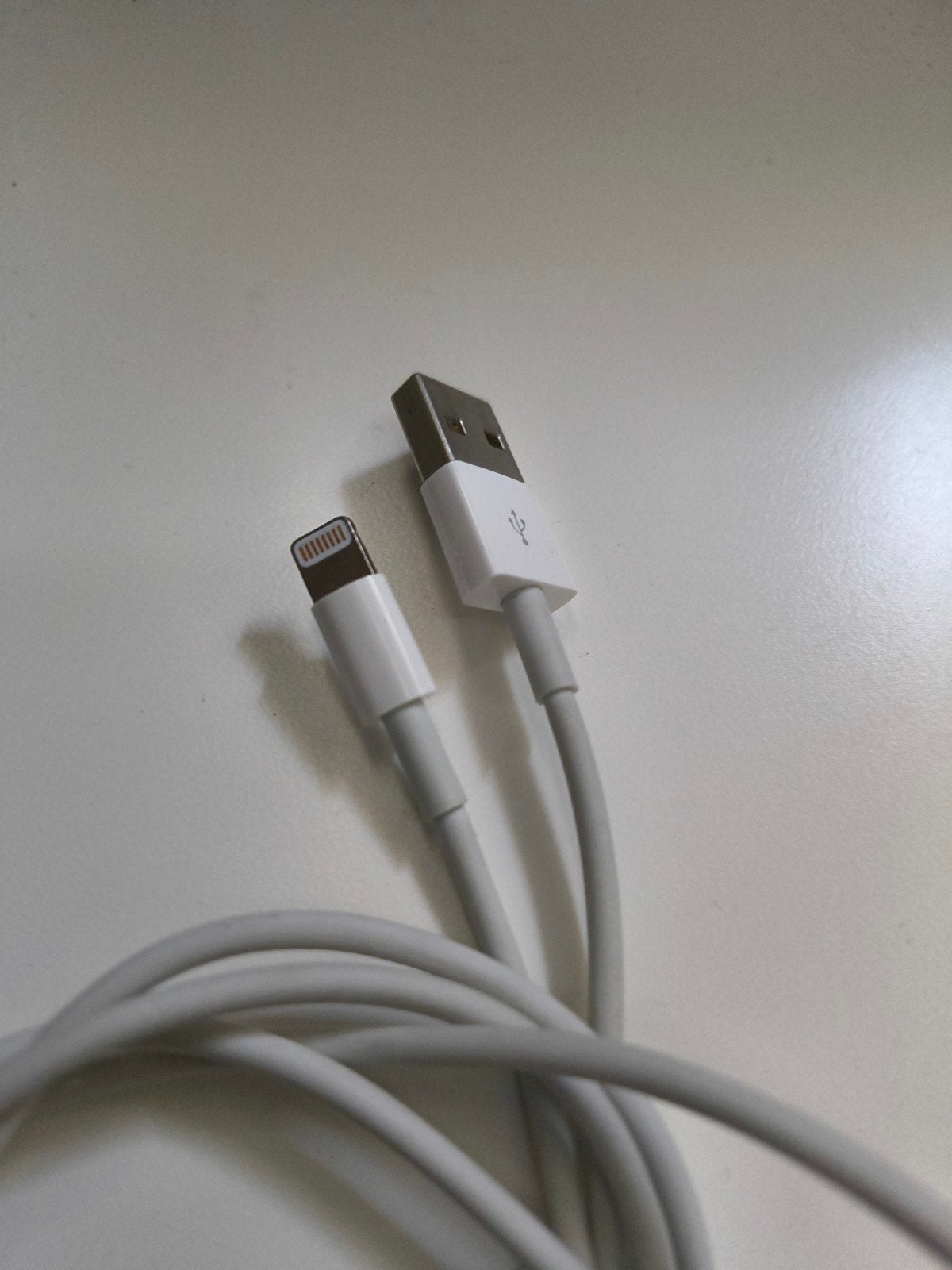 Te koop iPhone oplaad kabel  1 meter., Telecommunicatie, Ophalen of Verzenden, Apple iPhone
