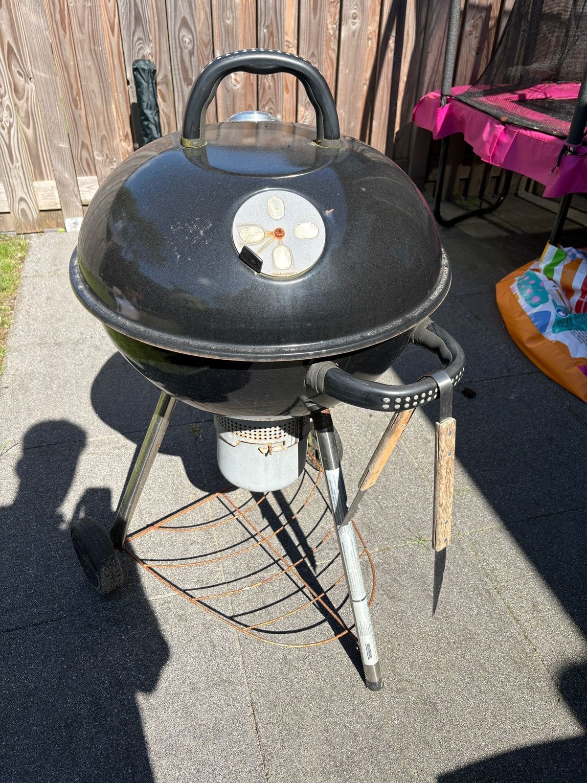 Tenneker BBQ, Ophalen, Zo goed als nieuw