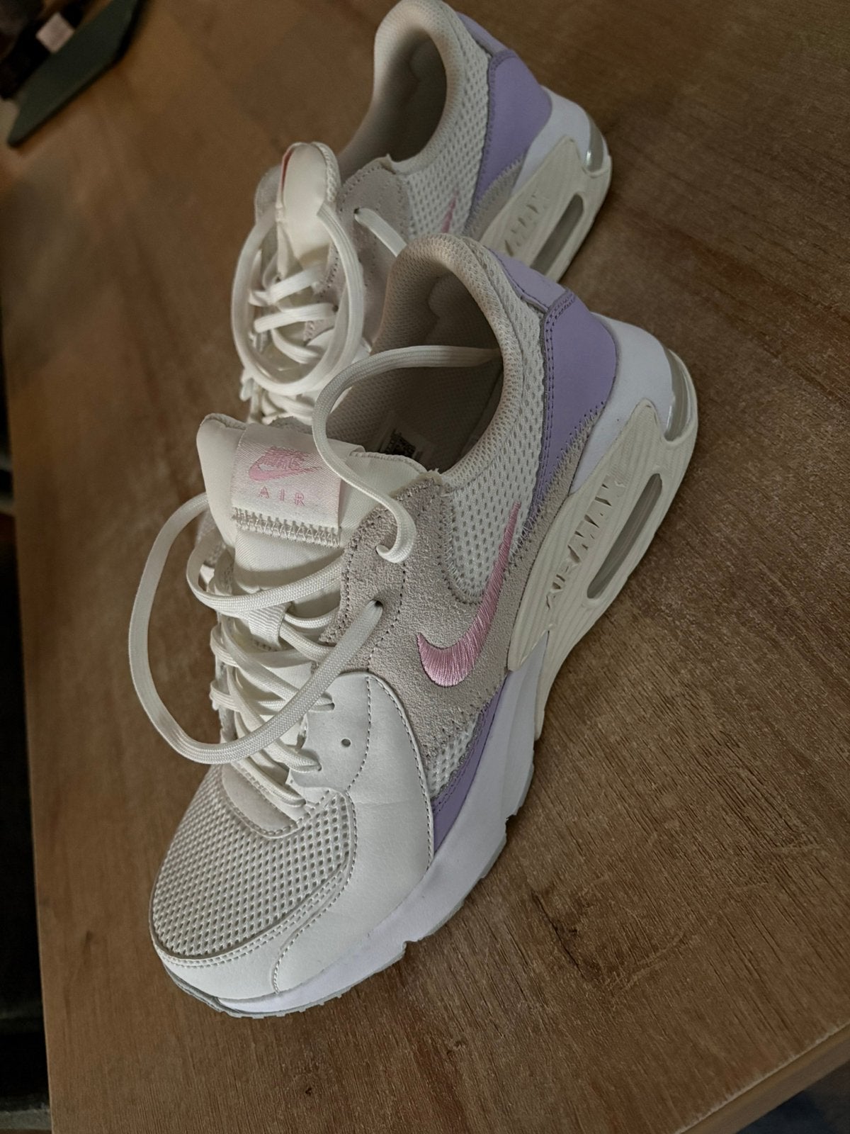 Te koop nike airmax, Kleding | Dames, Ophalen of Verzenden, Zo goed als nieuw, Sneakers of Gympen