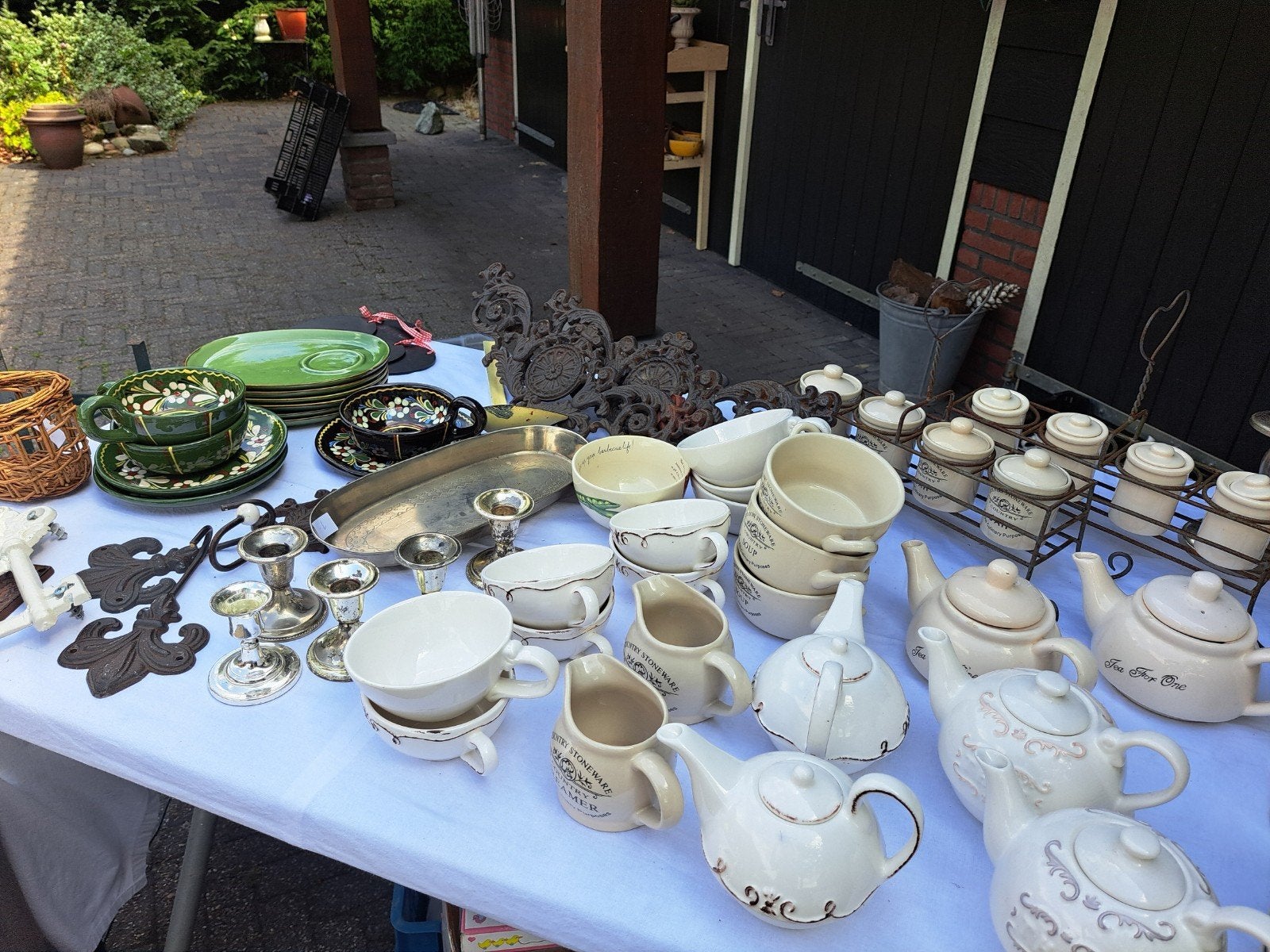 Diverse collectie aardewerk en theepotten, Ophalen