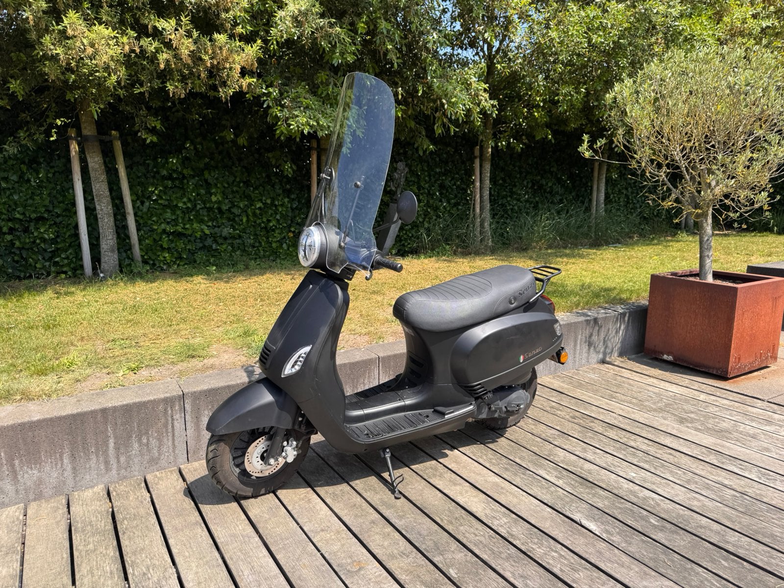 Senzo scooter 2021 - Lage km stand, Benzine, Ophalen, Overige merken