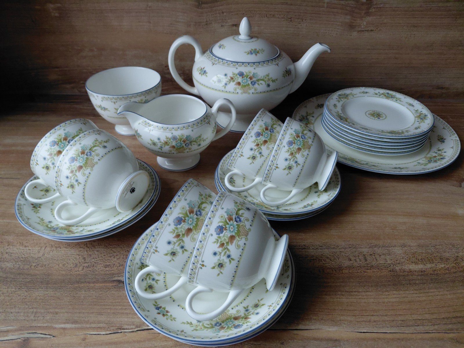 Wedgwood Petersham Servies - Compleet en Elegant, Ophalen of Verzenden, Zo goed als nieuw, Porselein, Wedgwood