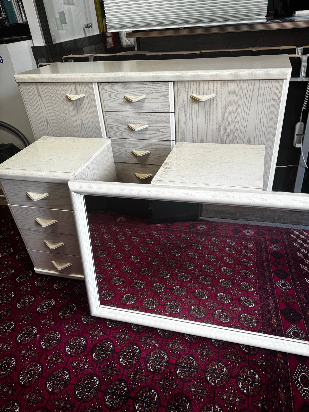 Complete Slaapkamer Set: Commode, Nachtkastjes, Spiegel, Gebruikt, 150 tot 200 cm, Ophalen of Verzenden, Met lade(s)