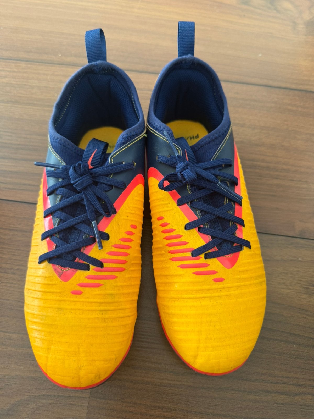 Nike phanton voetbalschoenen, Sport en Fitness, Voetbal, Ophalen, Gebruikt, Maat XS of kleiner, Schoenen