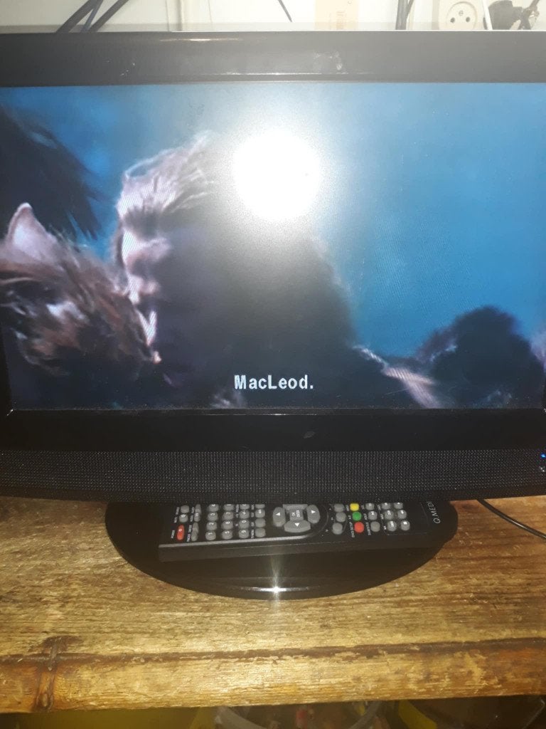 q media tv met ingebouwde dvd 40cm beeld, Gebruikt, 50 Hz, LCD, 40 tot 60 cm
