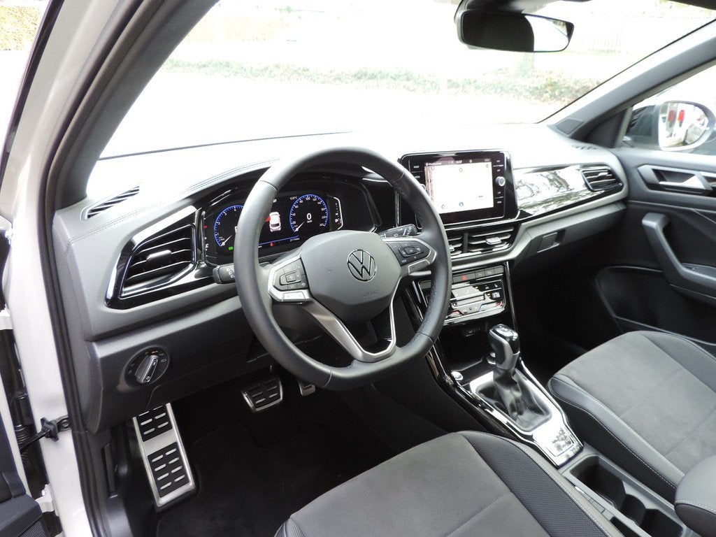 Volkswagen T-Roc 1.5 TSI Style DSG - Camera | ACC | Matrix L, 12 maanden, 1258 kg, Zwart, 4 cilinders