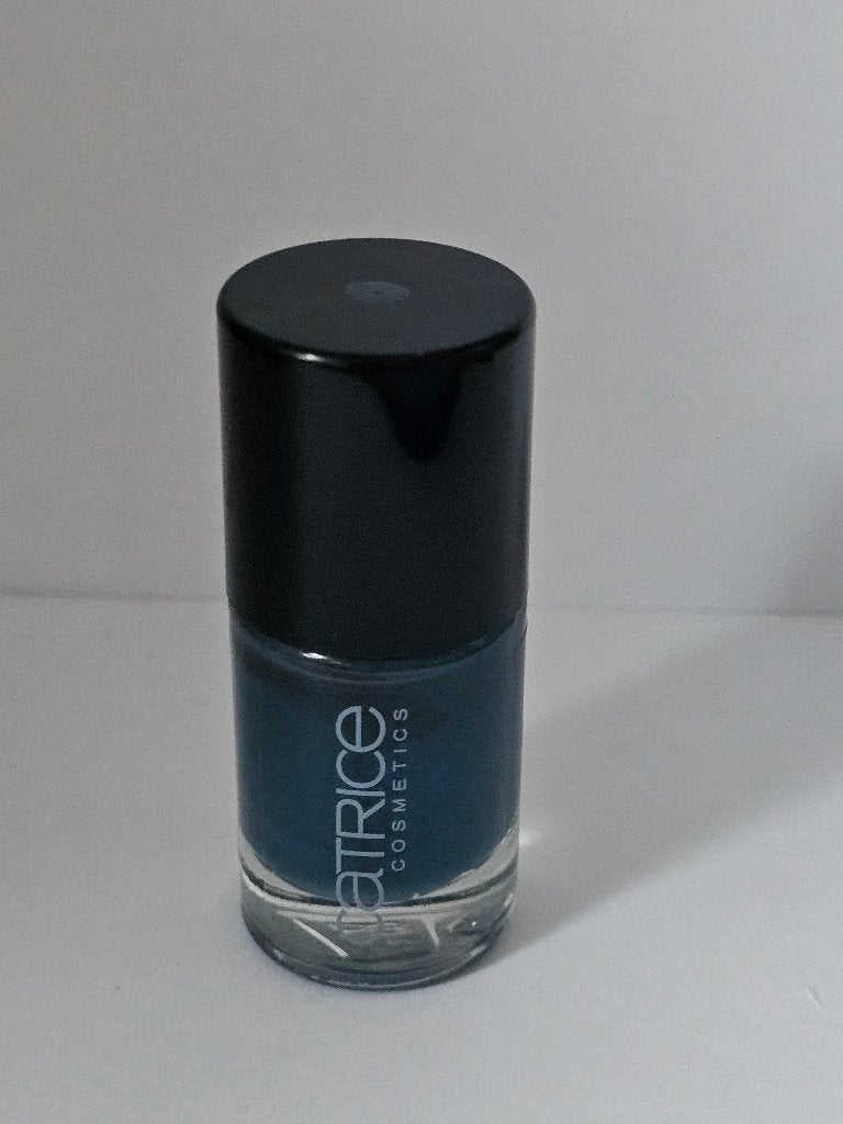 Catrice nagellak 350 Hip queens wear blue jeans! ZGAN, Ophalen of Verzenden, Nieuw, Blauw, Handen en Nagels