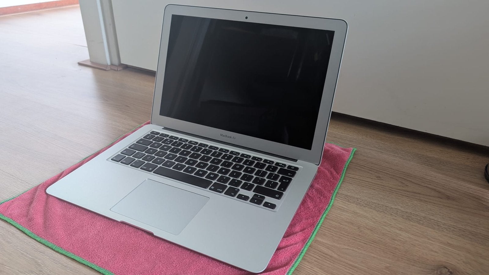 MacBook Air A1477 2017 - Goede staat, Computers en Software, Apple Macbooks, Gebruikt, 256 GB, 2 tot 3 Ghz, Qwerty
