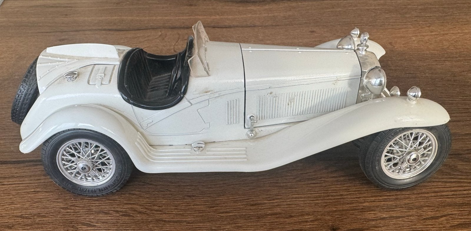 Alfa Romeo 2300 Spider 1:18 schaalmodel, Ophalen of Verzenden, Zo goed als nieuw, Auto, Overige merken
