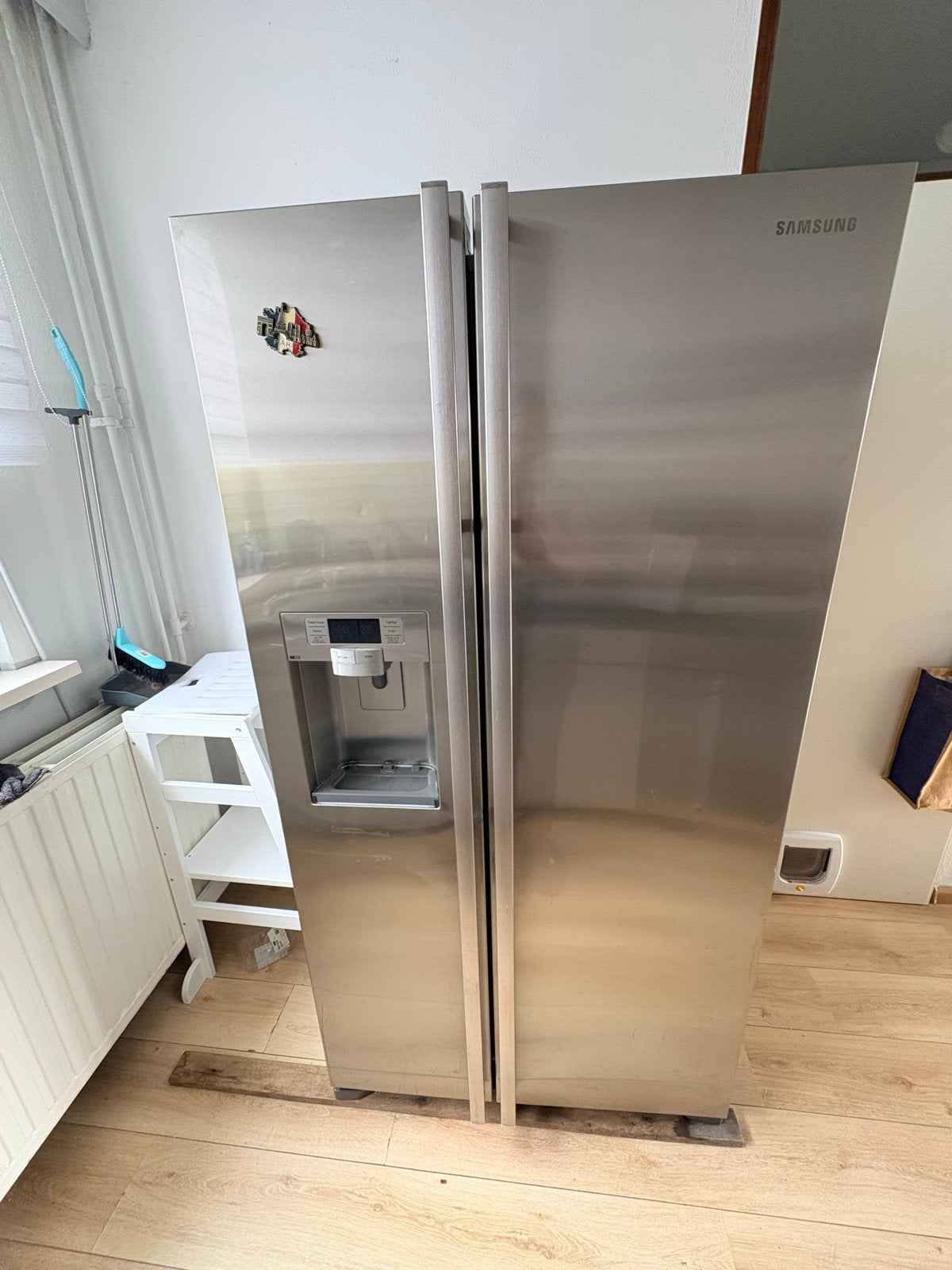 Ter reparatie Amerikaanse Koelkast met IJsblokjesmachine, Ophalen, Gebruikt, 200 liter of meer, 60 cm of meer