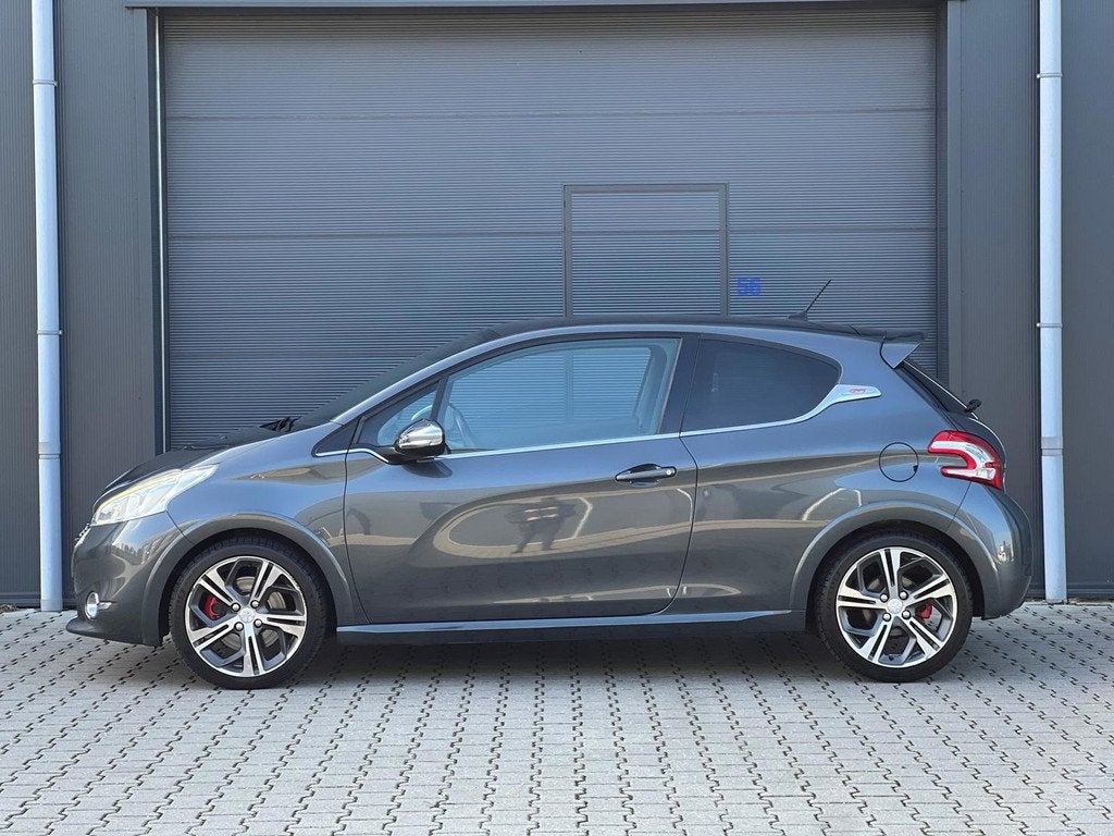 Peugeot 208 1.6 THP GTI BJ015 LEDER TUNING 225PK, Voorwielaandrijving, Euro 5, Gebruikt, Zwart