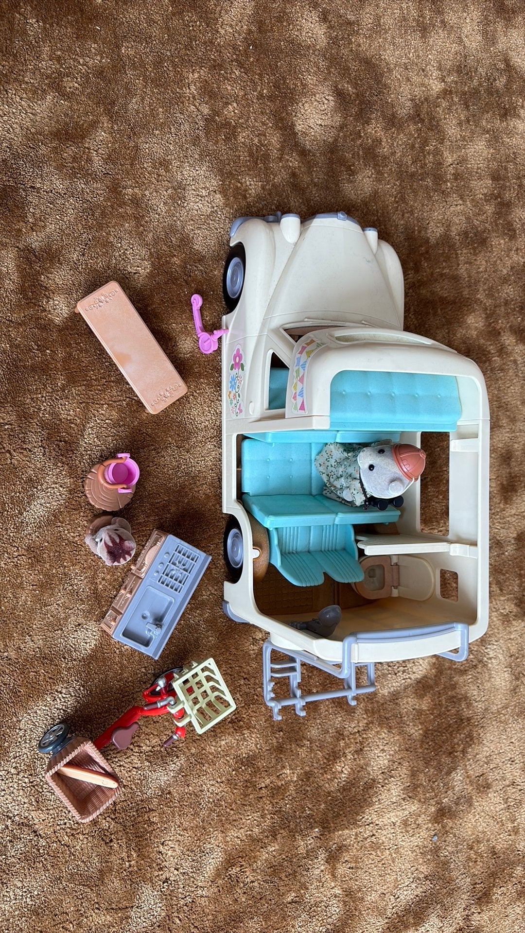 Sylvanian Families Campervan met accessoires, Kinderen en Baby's, Speelgoed | Overig, Ophalen of Verzenden, Gebruikt, Jongen of Meisje
