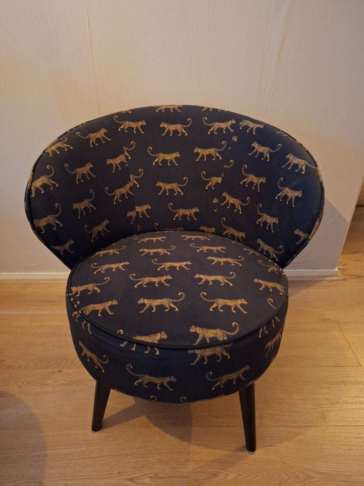 Fauteuil met luipaard print Made by Wood, Ophalen, Rond, 50 tot 75 cm
