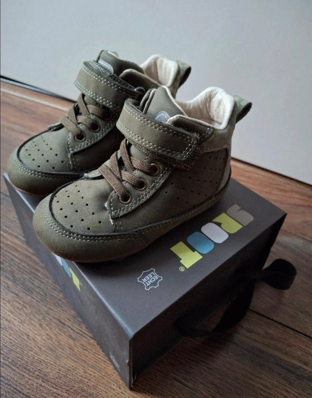 Nieuwe babyschoenen van leer maat 21, Schoentjes, Groot, Nieuw, Ophalen of Verzenden