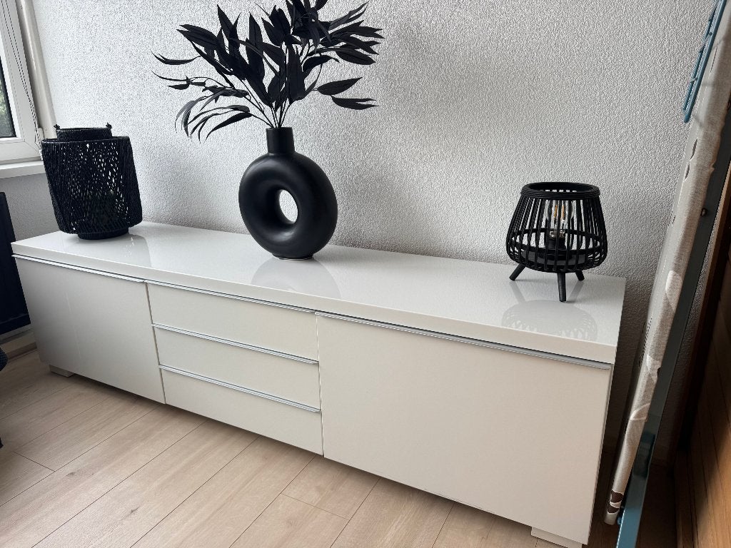 ikea dressoir wit, Huis en Inrichting, Kasten | Dressoirs, Ophalen, 150 tot 200 cm, Zo goed als nieuw, Modern