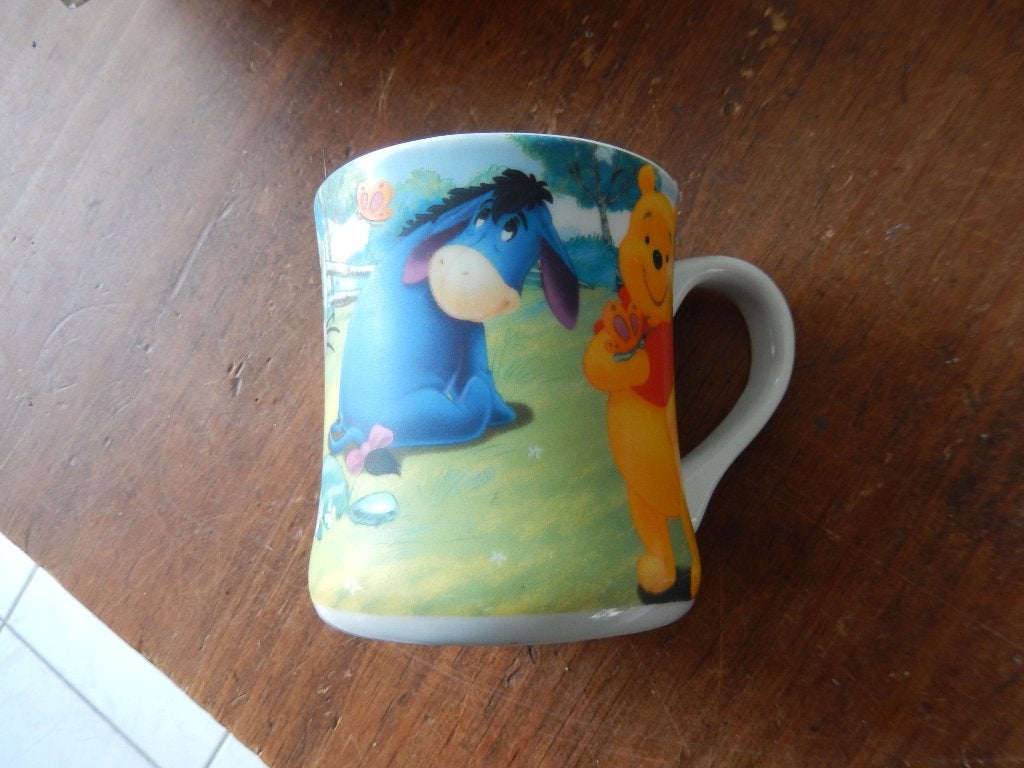 Winnie the pooh stenen beker(zgan), Verzamelen, Ophalen of Verzenden, Winnie de Poeh of vrienden, Zo goed als nieuw, Servies