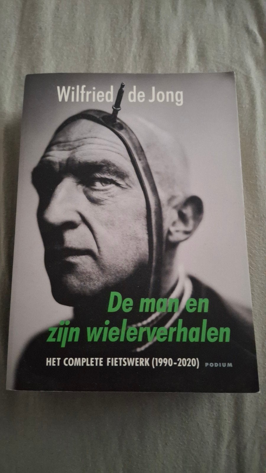 Wilfried de Jong - De man en zijn wielerverhalen, Ophalen of Verzenden, Zo goed als nieuw, Wilfried de Jong, Lopen en Fietsen