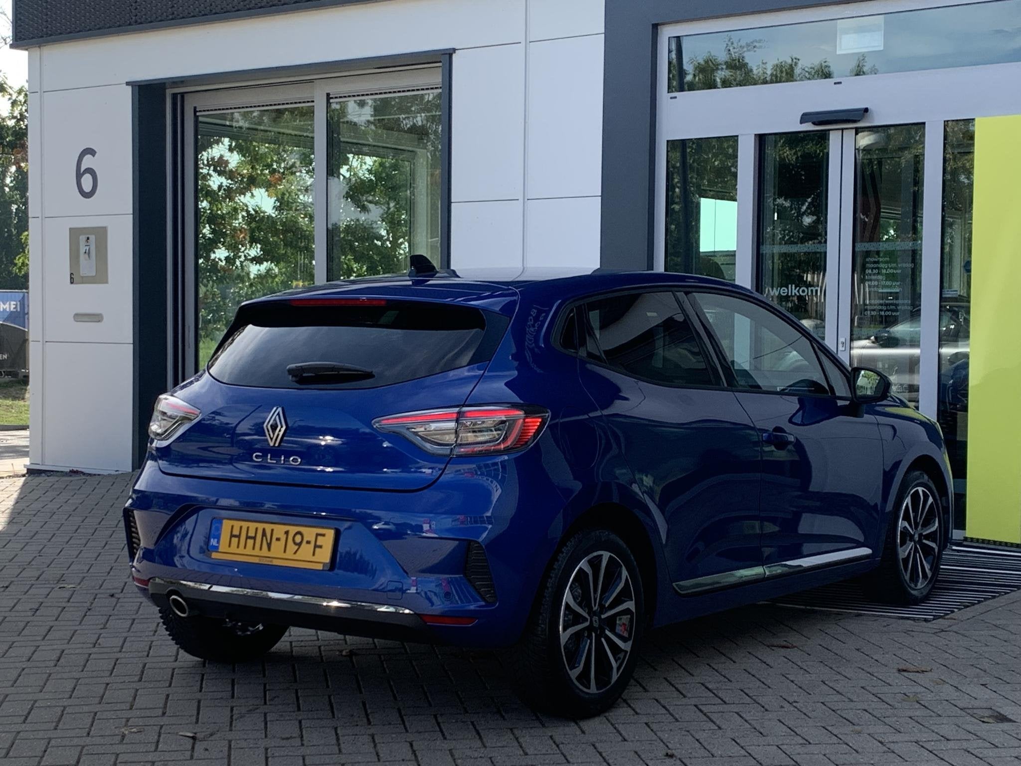 Renault Clio 1.0 TCe 90 GPF techno | Achteruitrijcamera | Al, Auto's, Renault, Gebruikt, Met garantie (alle), Blauw, Leder en Stof