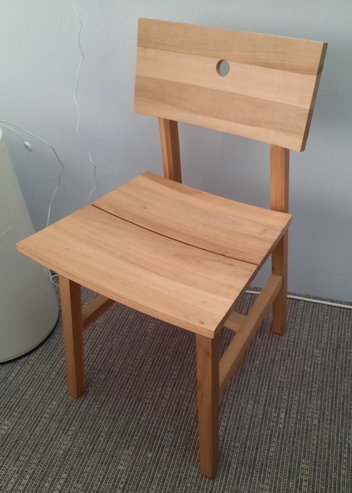 IKEA SKOGSTA stoel - Hout - Vintage, Huis en Inrichting, Stoelen, Ophalen, Vintage, Scandinavisch, Overige kleuren, Zo goed als nieuw