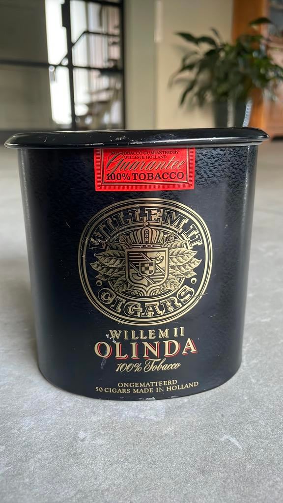 Willem II Olinda sigarenblik uit de jaren 60, Ophalen of Verzenden, Zo goed als nieuw, Overige