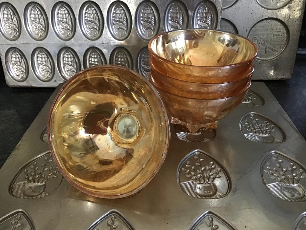 4 glazen schaaltjes - iriserend zacht oranje, Ophalen of Verzenden