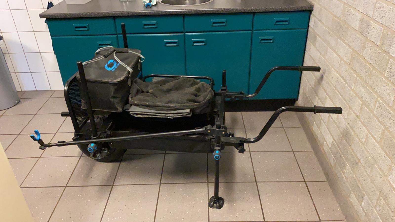 Blackthorne Barrowseat, Ophalen, Zo goed als nieuw