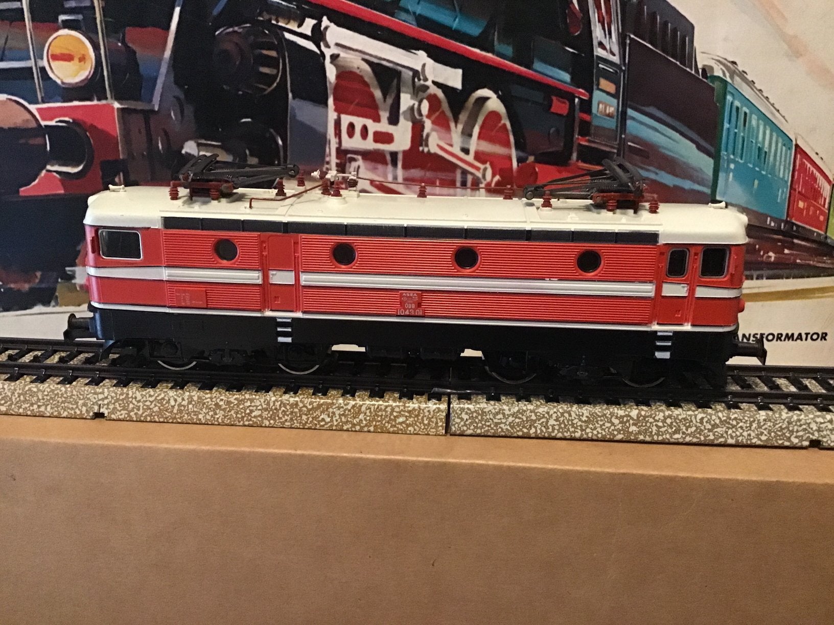 Märklin 3041 H0 Elektrische locomotief Serie 1043 van de ÖBB, Wisselstroom, Gebruikt, Locomotief, Ophalen of Verzenden