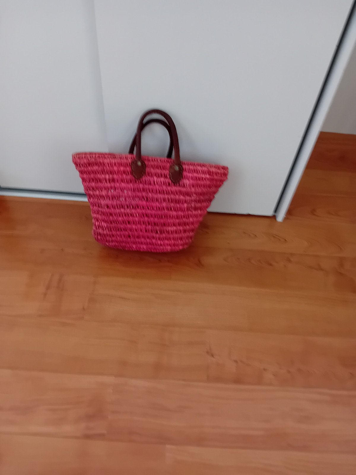 Roze rieten tas, Ophalen, Gebruikt, Rond, Riet