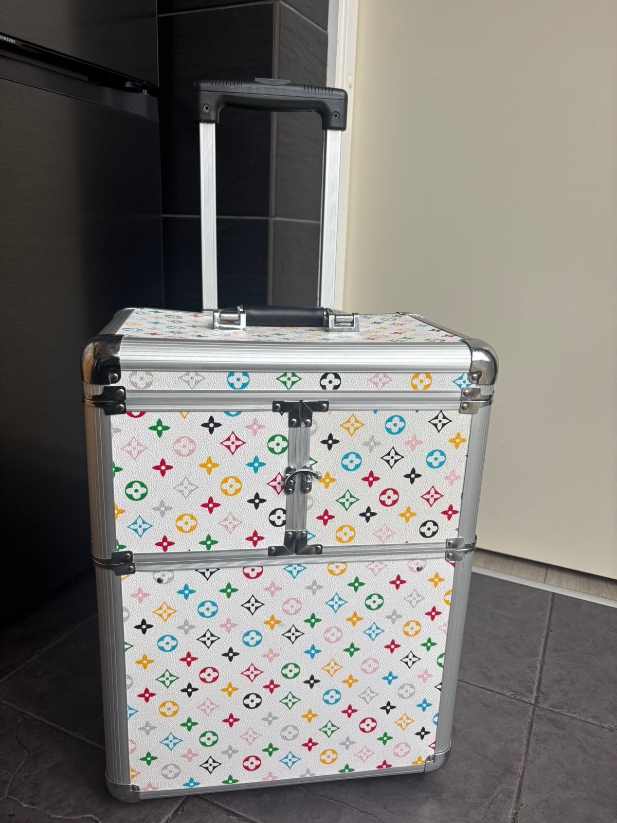 Cosmeticatrolley, professionele nagelkoffer, Ophalen, Hard kunststof, Nieuw, Minder dan 50 cm