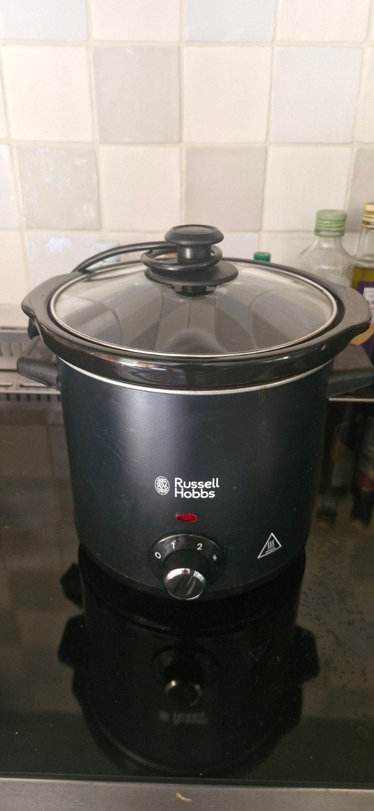 Russell Hobbs Slowcooker - Compact en Efficiënt, Witgoed en Apparatuur, Slowcookers, Ophalen, Vaatwasmachinebestendig, Gebruikt