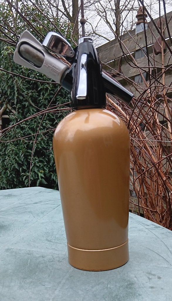 Vintage Spuitwater, soda , bruiswater fles sparklets syphon, Flessenkoeler, Gebruikt, Hendi, Geel