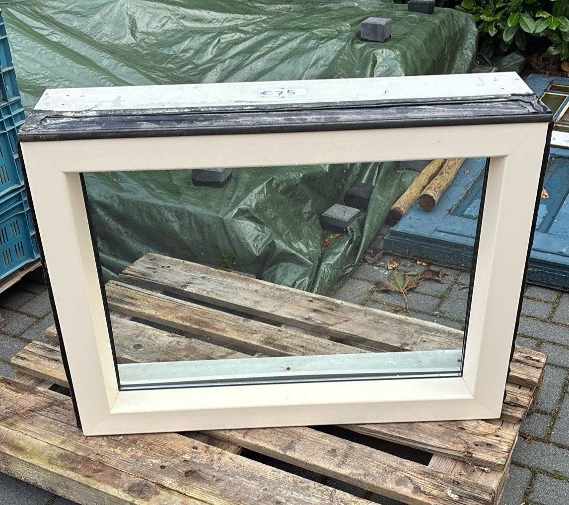 Kunststof kozijn met stelkozijn, Kunststof, Gebruikt, Raamkozijn, Minder dan 75 cm