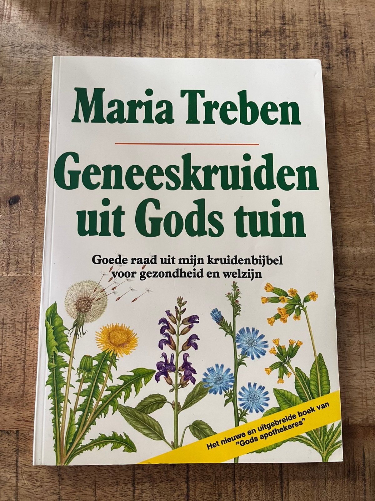 Maria Treben~geneeskruuden uit gods tuin, Boeken, Ophalen of Verzenden, Zo goed als nieuw, Kruiden en Alternatief
