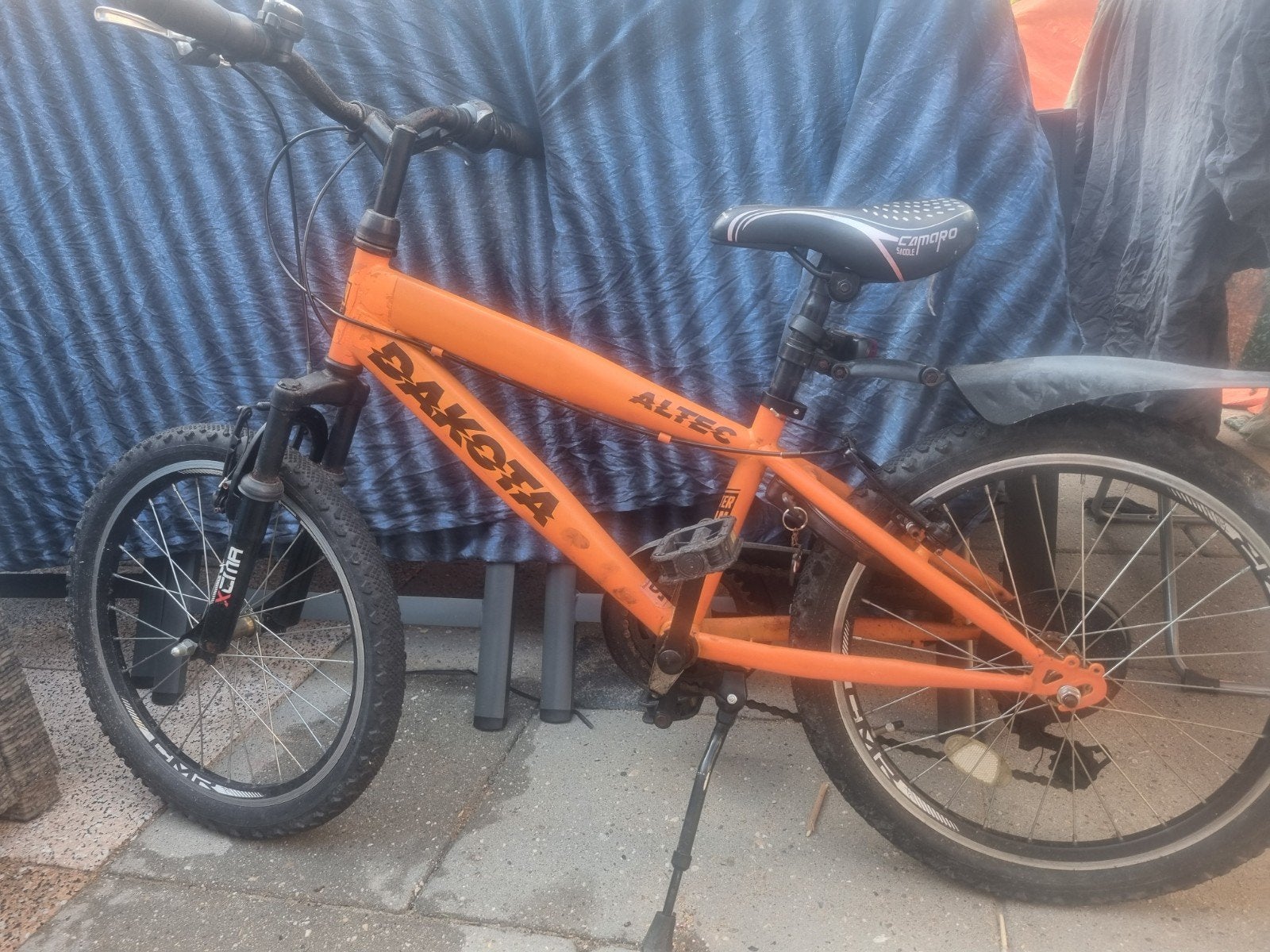Oranje kinderfiets DAKOTA ALTEC - opknapper, Fietsen en Brommers, 20 inch of meer, Velgrem, Ophalen of Verzenden, DAKOTA ALTEC