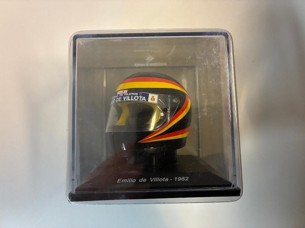 69847: Helm - F1 - Emilio de Villota - March - '82 Spark 1:5, Werkstraße 1, 90765 Fürth, Germany, Overige typen, Nieuw, Spark Germany