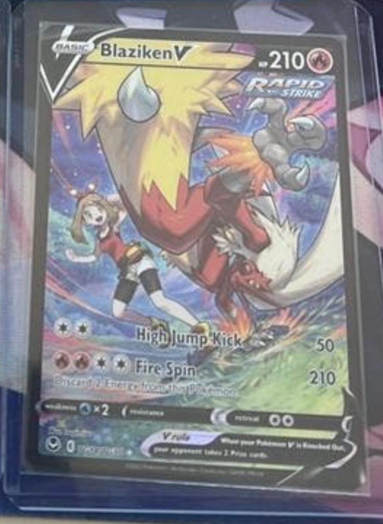 Blaziken V - Silver Tempest Pokémon Kaart, Ophalen of Verzenden, Zo goed als nieuw, Losse kaart