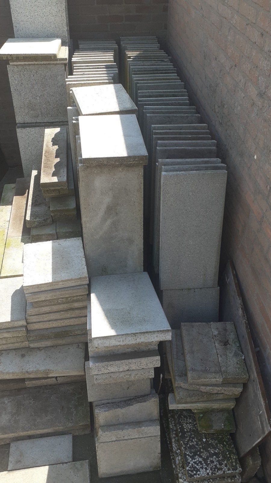 Betonnen terrastegels, diverse maten, gebruikt, Tuin en Terras, Ophalen, Gebruikt, 10 m² of meer, Beton