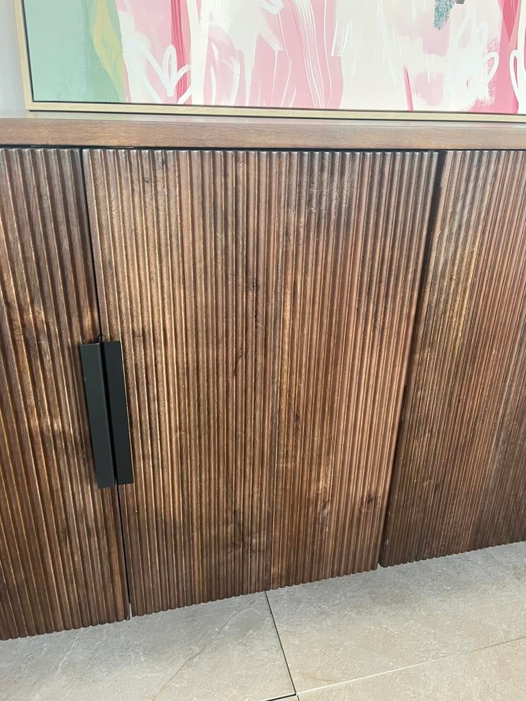 Magazijn leegverkoop dressoir Noor retro mangohout ribbel, Hout, Nieuw, Ophalen of Verzenden, Info@wkhome.nl