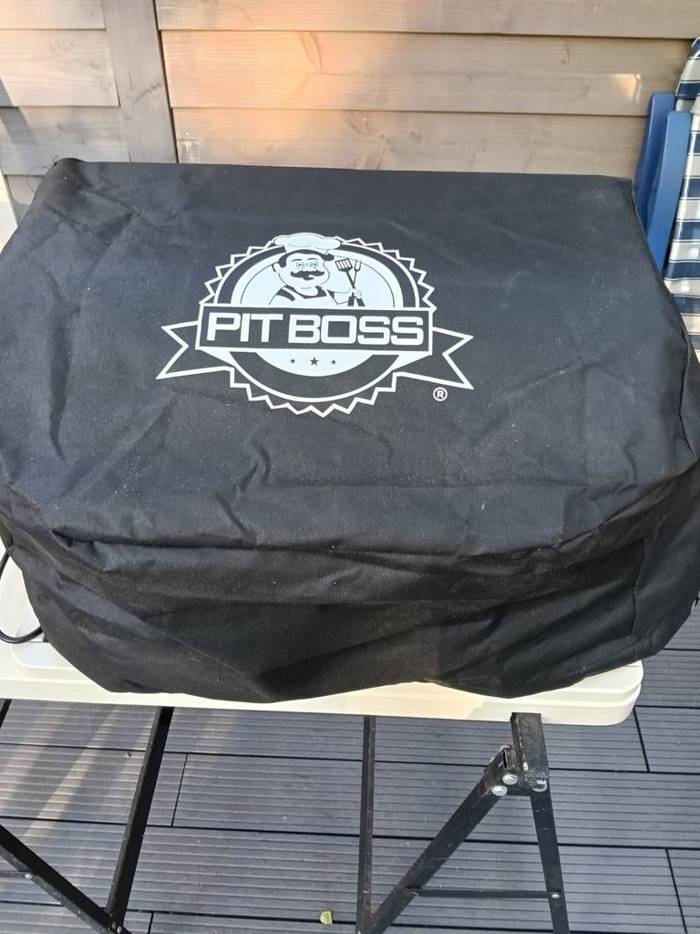 Pit Boss Navigator 150 Pellet Grill met hoes en pellets, Ophalen, Zo goed als nieuw, Pit Boss