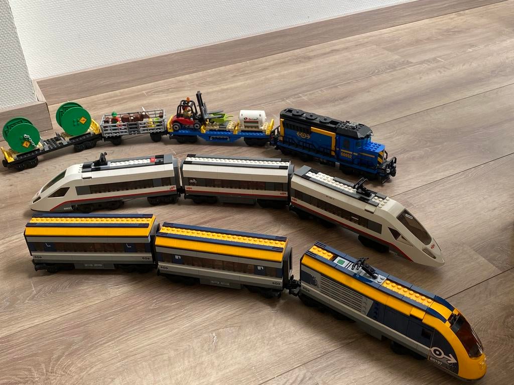 Lego City treinen, Kinderen en Baby's, Speelgoed | Duplo en Lego, Ophalen of Verzenden, Zo goed als nieuw