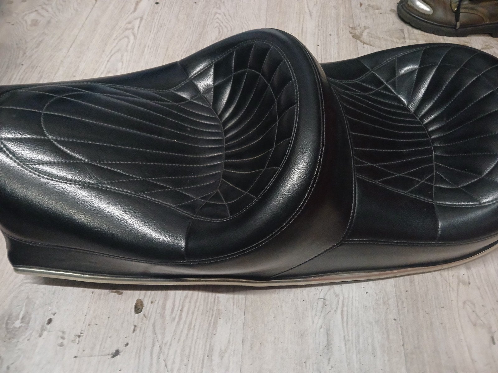 suzuki gs 550 zadel, Ophalen, Gebruikt