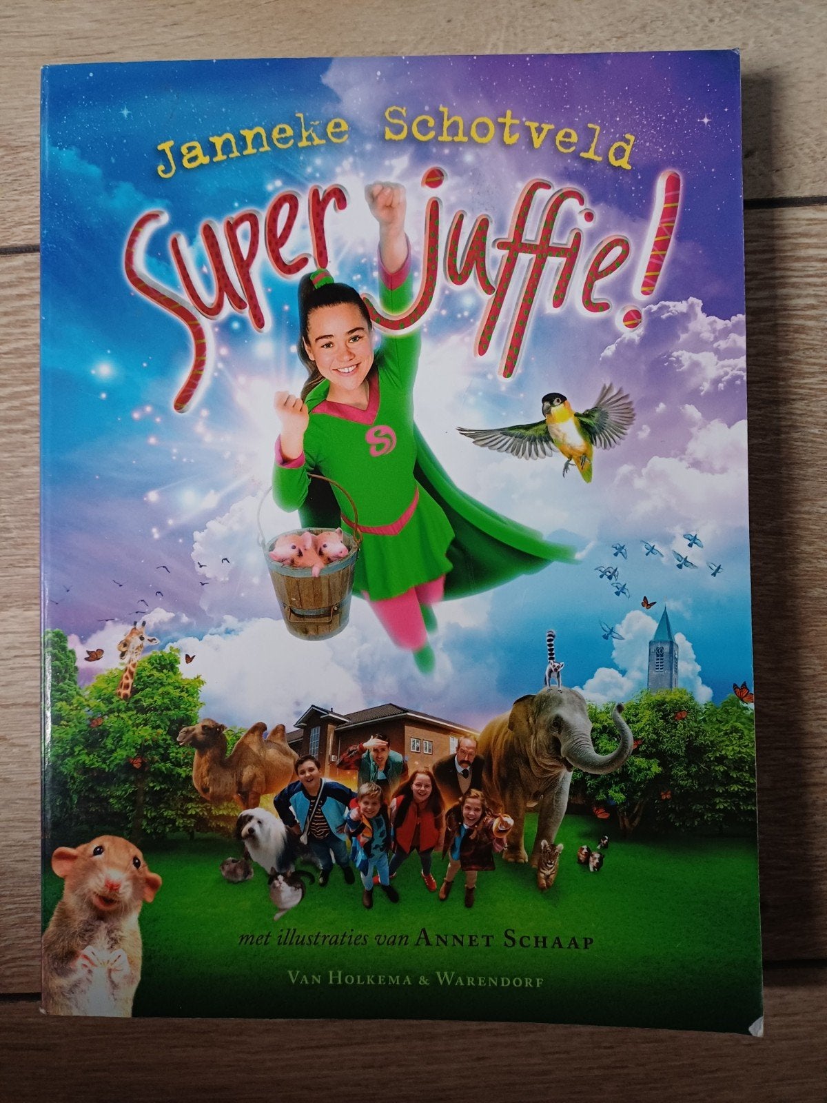 Superjuffie! - J. Schotveld (verfilmd), Ophalen of Verzenden, Zo goed als nieuw, Janneke Schotveld, Fictie